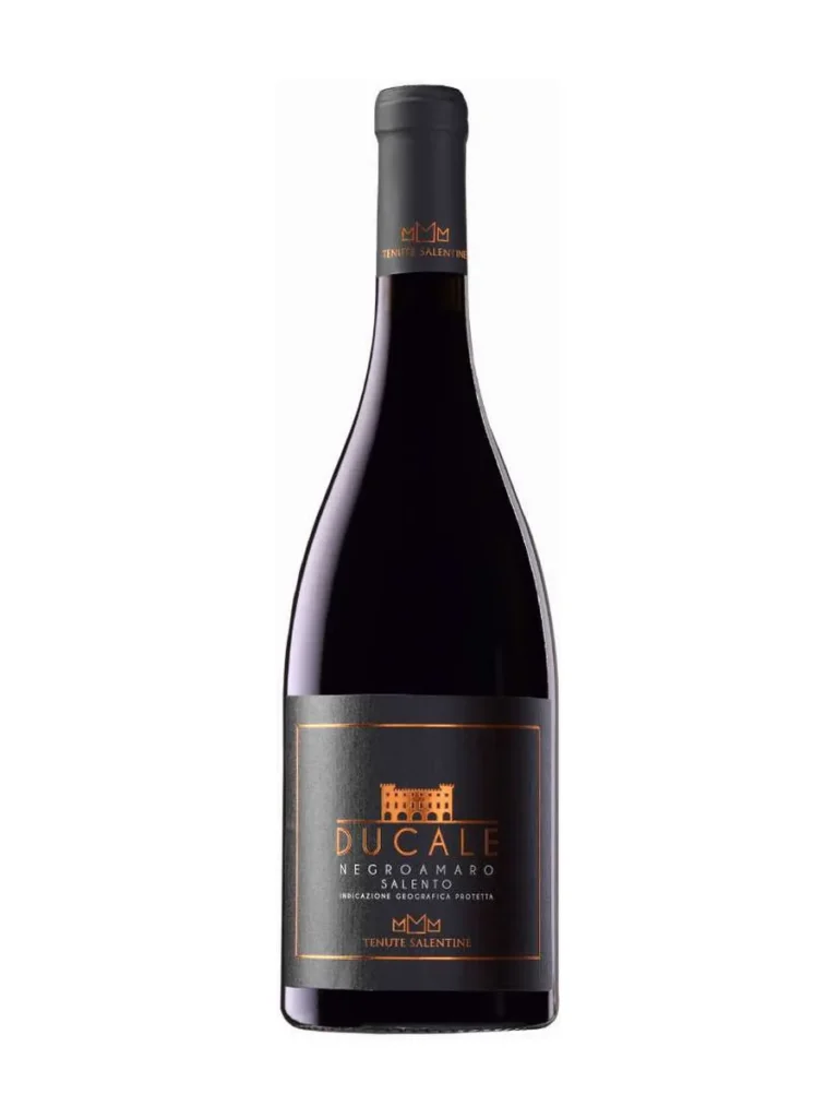 Bottiglia di Ducale Negroamaro, rosso del Salento di Tenute Salentine