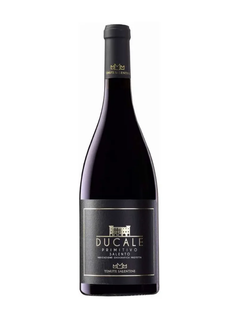 Bottiglia di Ducale Primitivo, rosso del Salento di Tenute Salentine